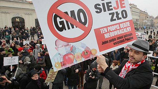 Pikieta przeciwko GMO, przed Pałacem Prezydenckim