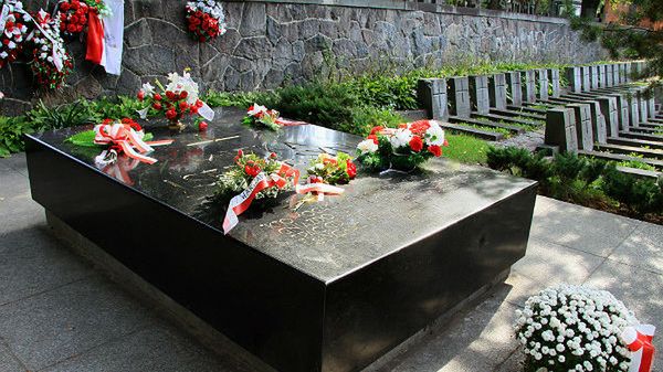 Cmentarz na Rossie. Na zdjęciu grobowiec matki Józefa Piłsudskiego i jego serca