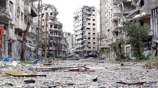 Zniszczenia w Hims, kwiecień 2013 r.