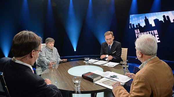 Program "Na pierwszym planie" poświęcony serialowi telewizji niemieckiej "Nasze matki, nasi ojcowie"