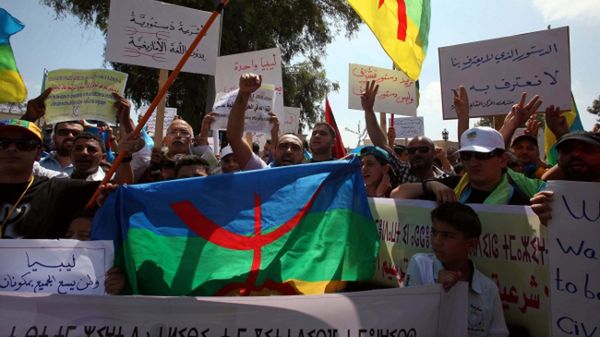 Protest Berberów przed Kongresem Narodowym