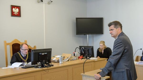 Janusz Palikot podczas rozprawy w procesie, który wytoczył mu Jarosław Kaczyński