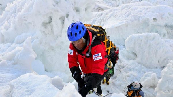 80-letni Yuichiro Miura zdobył Mount Everest
