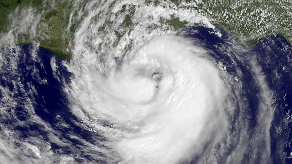 Barbara zagraża wybrzeżom Meksyku