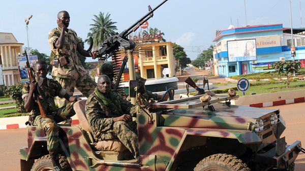 Żołnierze na ulicach Bangi