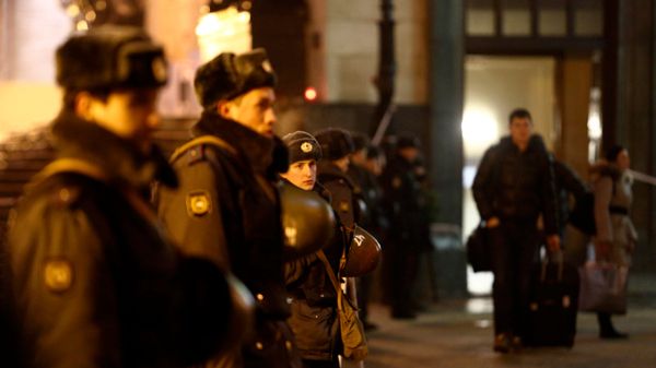 Policjanci w Wołgogradzie, gdzie 29 i 30 grudnia doszło do ataków bombowych