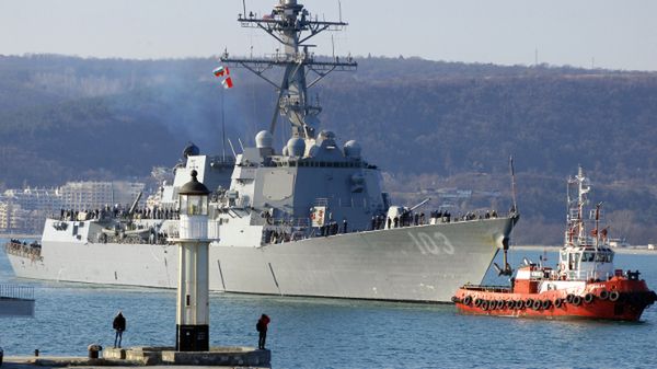 USS Truxtun