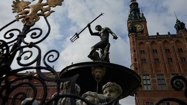 Po zimowej przerwie została uroczyście uruchomiona Fontanna Neptuna na Długim Targu w Gdańsku