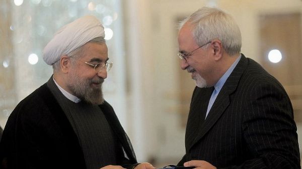 Prezydent Iranu Hassan Rowhani i szef dyplomacji Mohammad Dżawad Zarif