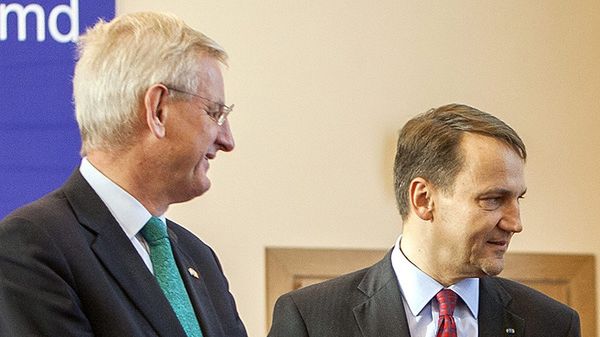 Carl Bildt, Radosław Sikorski