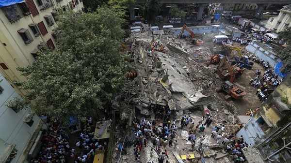 Katastrofa budowlana w Bombaju