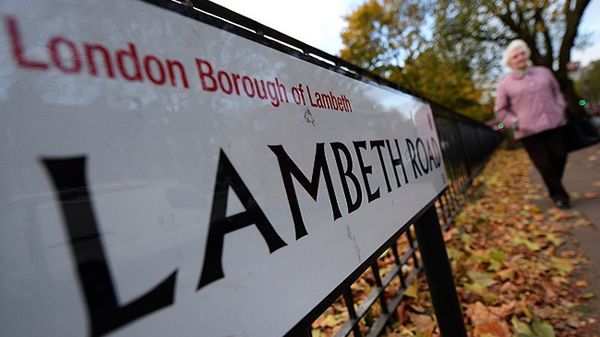 Kobiety przetrzymywane były w domu w London Borough of Lambeth