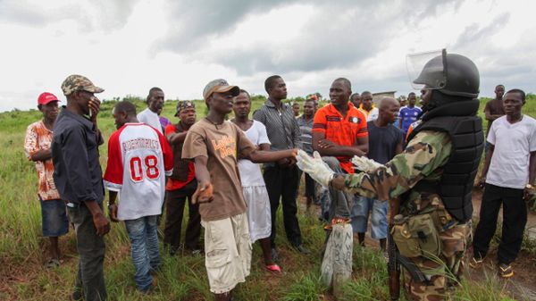 Liberyjczycy obawiają się nawet pochówków ciał zmarłych przez Ebolę na ich ziemi