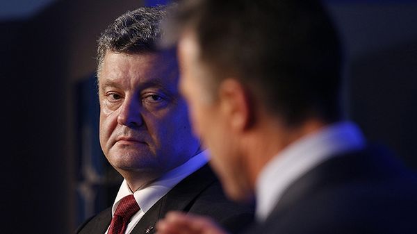 Petro Poroszenko i Anders Fogh Rasmussen
