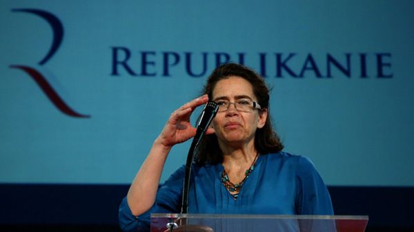 Członek Stowarzyszenia Republikanie, była szefowa Urzędu Komunikacji Elektronicznej Anna Streżyńska, podczas I Konwencji Republikanów, w czerwcu 2013 r.