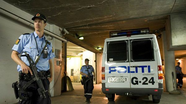 Z władzami norweskimi współdziałają międzynarodowe organizacje policyjne