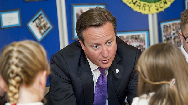 Jaka przyszłość czeka Wielką Brytanię z rosnącą liczbą imigrantów?