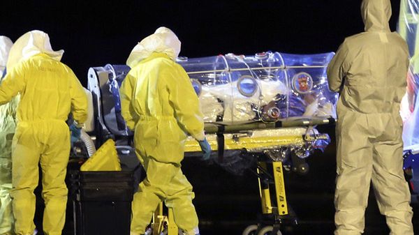 Hiszpanie z niepokojem obserwują sprawę zakażeń Ebolą