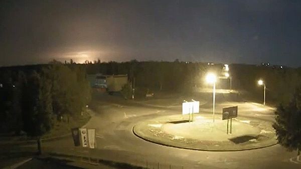 Łuna po zestrzeleniu ukraińskiego samolotu