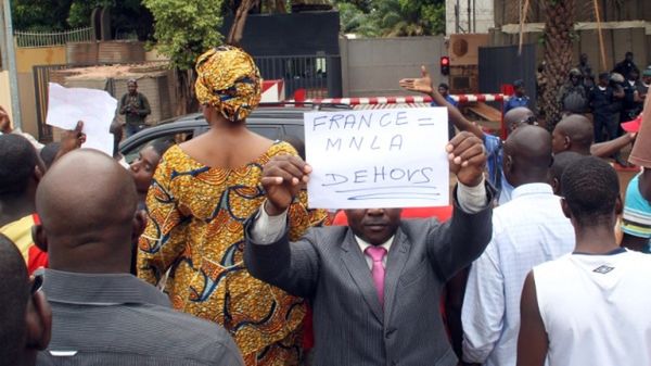 Protest przeciwko Ruchowi Wyzwolenia Narodowego Azawadu