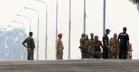 Pakistan: atak islamskich bojowników na posterunek policji