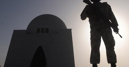 Pakistan: zaginęło 15 żołnierzy. Talibowie twierdzą, że ścięli im głowy