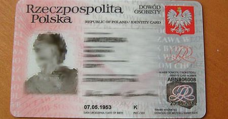 Świebodzin: z urzędu skradziono 21 dowodów osobistych. Złodziej bierze na nie kredyty