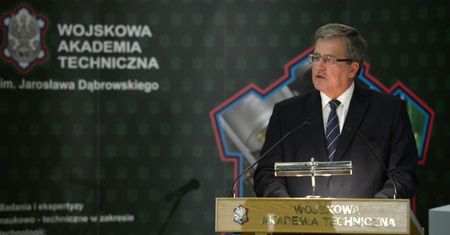Prezydent na WAT: przywrócić armii szkolnictwo wojskowe