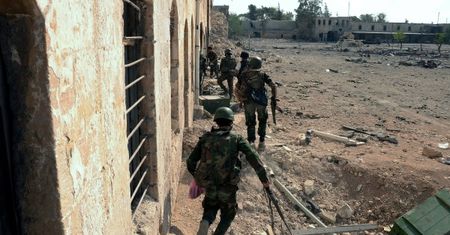 Kraje arabskie ograniczają pomoc dla powstańców w Syrii