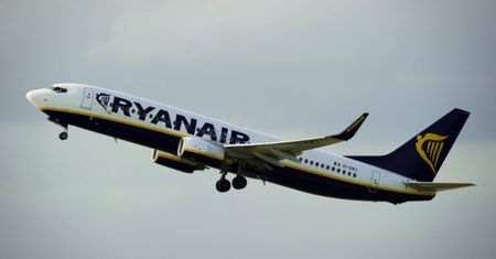 Samolot wpadł w silne turbulencje, pięć osób rannych