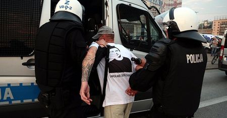 Po burdach z 12 czerwca wyroki skazujące dla 59 chuliganów