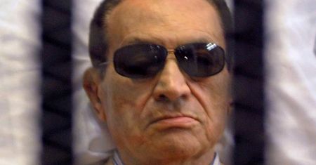 Hosni Mubarak i były szef MSW będą mieli nowy proces