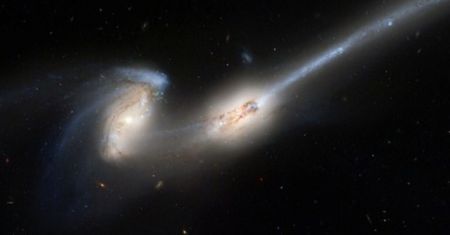 Mgławica Andromedy zderzy się z naszą galaktyką