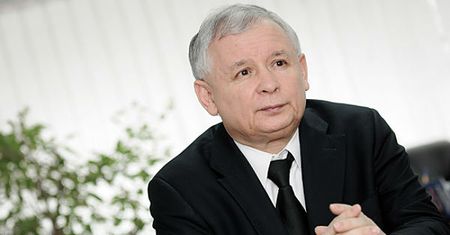 Jarosław Kaczyński ostro: kanalie robią to 85-letniej kobiecie!