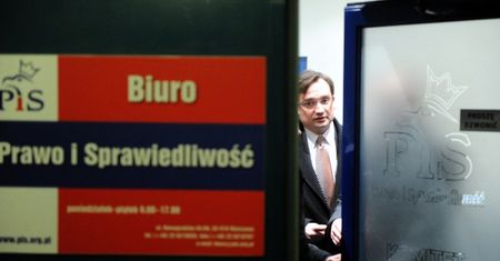 Wyrzucenie Ziobry zawali PiS?