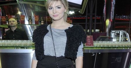 Agnieszka Popielewicz reklamuje "smart shopping"