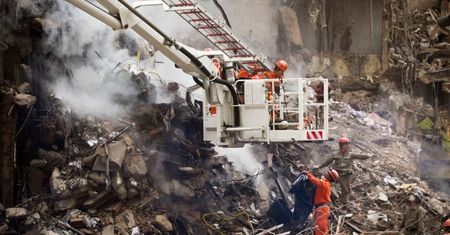 Fragmenty ludzkich ciał w gruzach biurowców w Rio