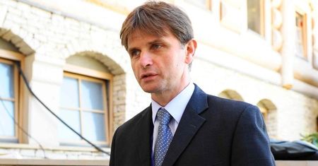 Polski lekarz skazany we Francji, nikt mu nie pomógł