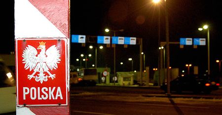 Kibice utknęli na granicy w Medyce. Nie mogli opuścić Polski