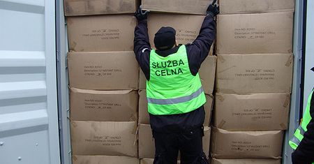 Sukces pomorskiej służby celnej. Udaremnili przemyt zabawek o łącznej wartości 600 tys. zł
