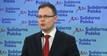 Trzech posłów złożyło wyjaśnienia ws. podróży służbowych