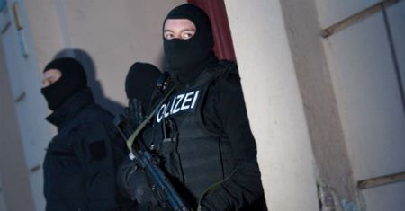 Dwaj dżihadyści zatrzymani w Berlinie, trzeci w Wolfsburgu