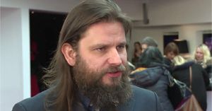 Łukasz Barczyk dla WP: spirytyzm pojawia się w filmie "Hiszpanka", ponieważ to element tamtej epoki