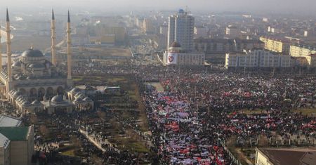 Wielki protest w Groznym. Sprzeciwiają się publikowaniu karykatur Mahometa