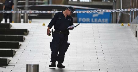 Ewakuacja w Australii. Znaleziono podejrzaną paczkę