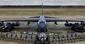B-52 Stratofortress - samolot zaprojektowany do dokonania nuklearnej zagłady