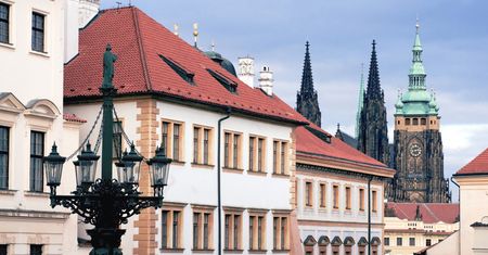 Dziennikarze wnieśli pistolet i noże do rezydencji prezydenta Czech