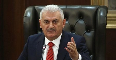 Premier Turcji: rząd nadal sprawuje władzę