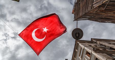 Austria. Sprzeciw wobec eksponowania tureckiej symboliki narodowej