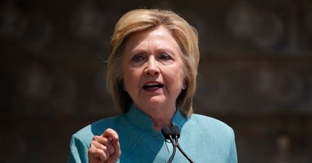 Departament Stanu wznowił dochodzenie w sprawie Clinton